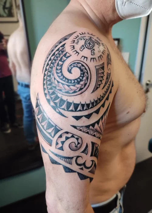 Maori sleeve tattoo